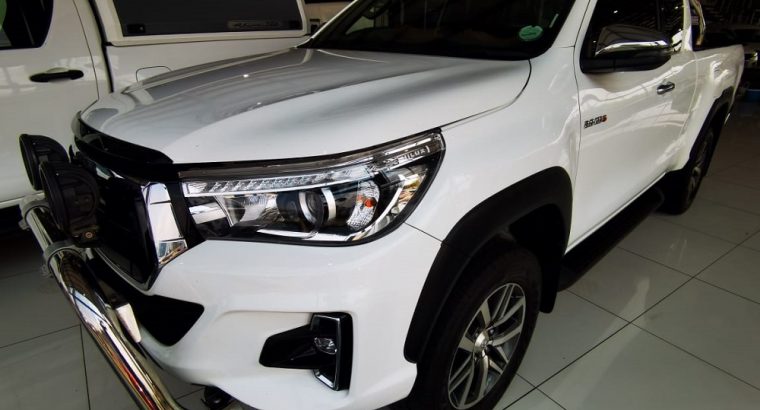 2019 TOYOTA HILUX 2.8 GD-6 RB RAIDER 4X4 A/T P/U E/CAB
