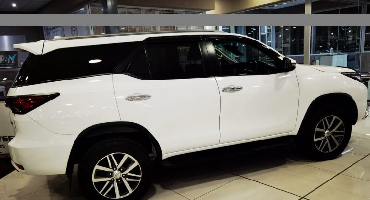 2017 TOYOTA FORTUNER 2.8 GD-6 4X4 A/T