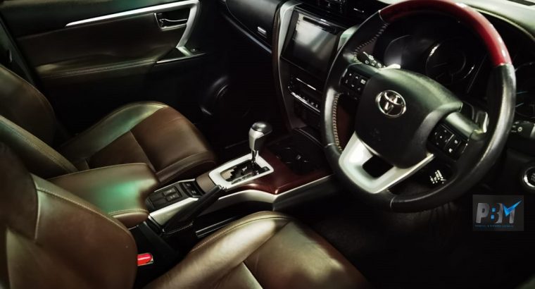2017 TOYOTA FORTUNER 2.8 GD-6 4X4 A/T