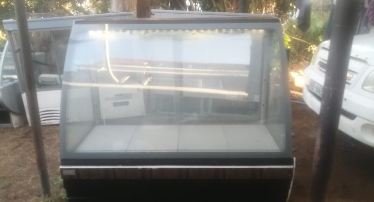 cake display fridges