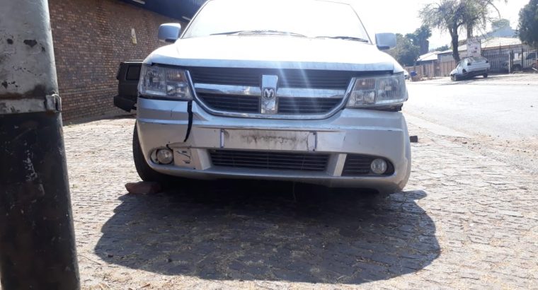 Dodge Journey 2.7 SXT 2007-18 stripping for used spares