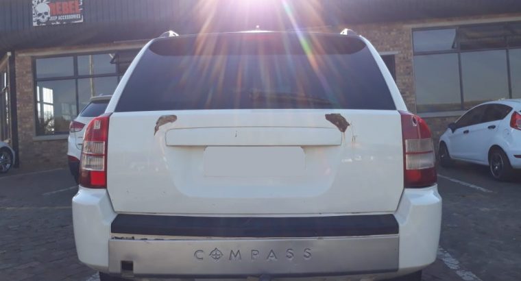 Jeep Compass 2.0/2.4 2007-17 stripping for used spares