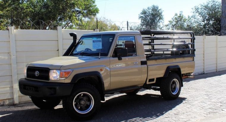 2011 Toyota Land Cruiser 4.2
