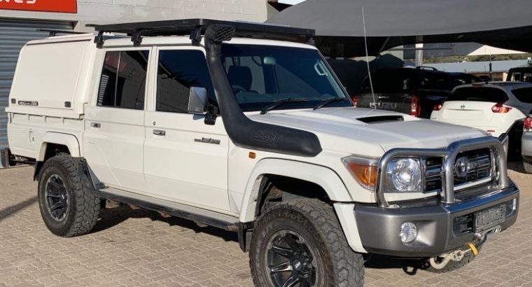 2015 Toyota Land Cruiser 4.5 V8