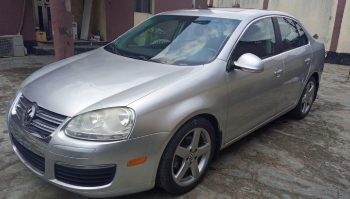 Clean Volkswagen Jetta model for sale by and drive 07033677631