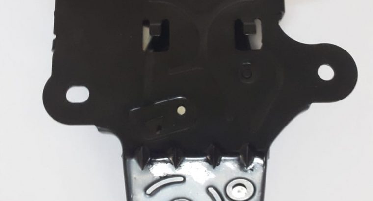 Chev Cruze boot lock for sale
