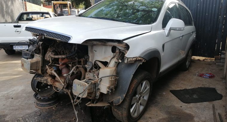 Chev Captiva 3.2 V6 2008 Auto Stripping for USED Spares