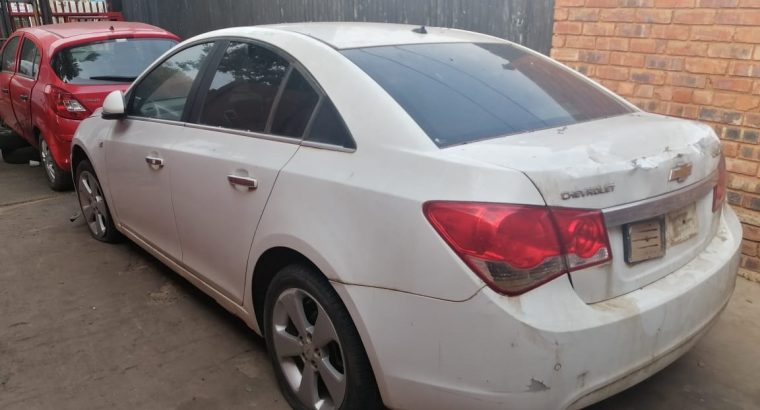 Chev Cruze 1.8 2011 Manual Stripping for USED Spares