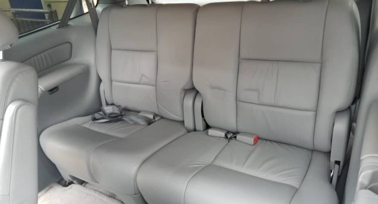 Toyota sienna model for sale by and drive 07033677631
