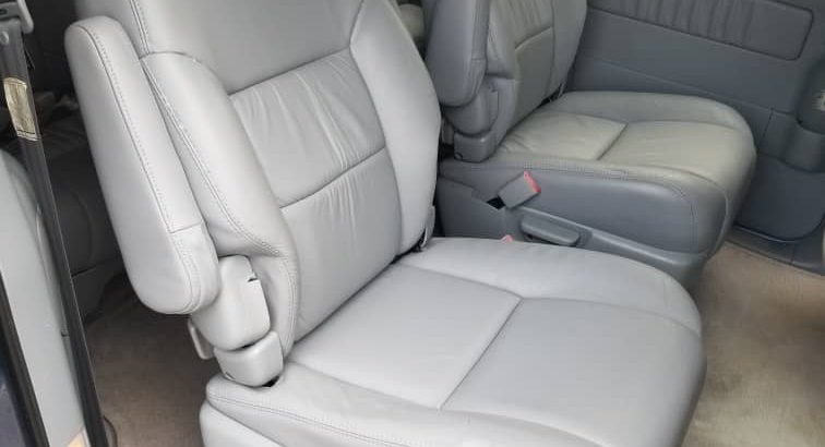 Toyota sienna model for sale by and drive 07033677631