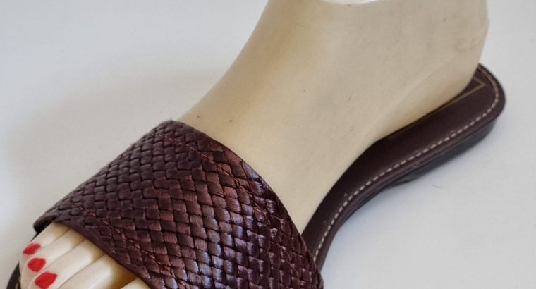 Ladies sandals