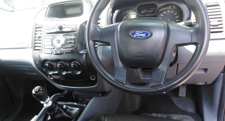 2014 Ford Ranger 2.2 6speed 120 000km