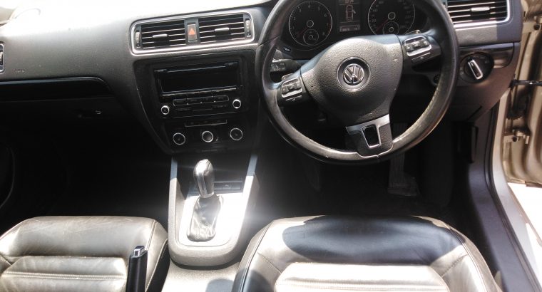 2013 vw Jetta 6 tsi 1.4 78000km