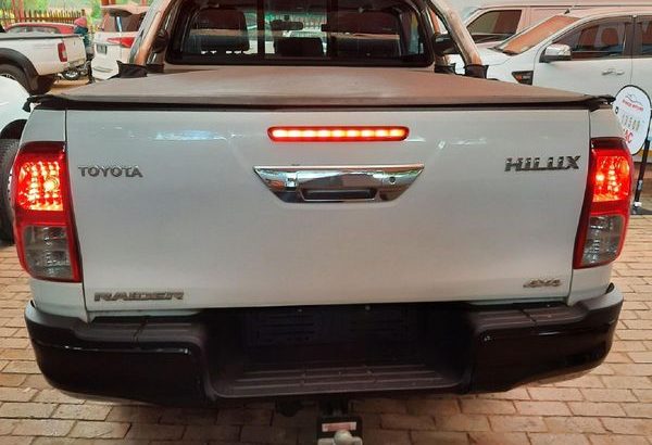 Toyota Hilux 2.8 GD-6 4X4
