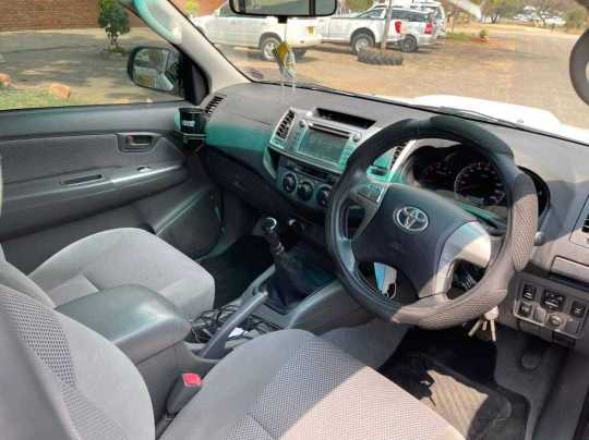 TOYOTA HILUX D4D