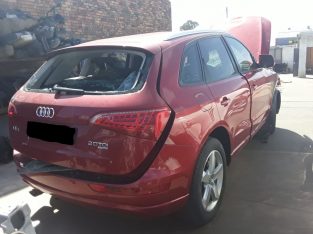Audi Q5 20 TDI Quattro stripping for spares