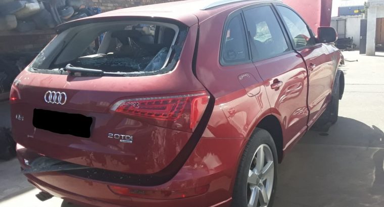 Audi Q5 20 TDI Quattro stripping for spares