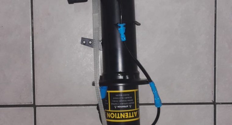 Bmw F15/16 X5/6 front RH shock with sensor for sale