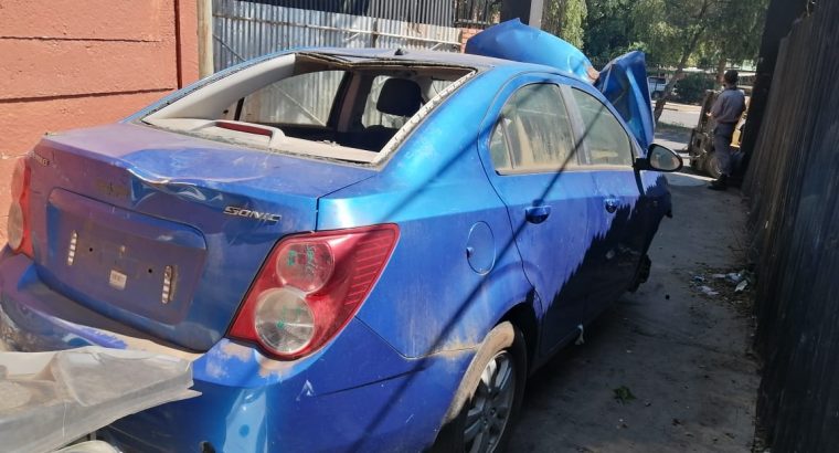 Chev Sonic 1.6 2012 used spare parts for sale