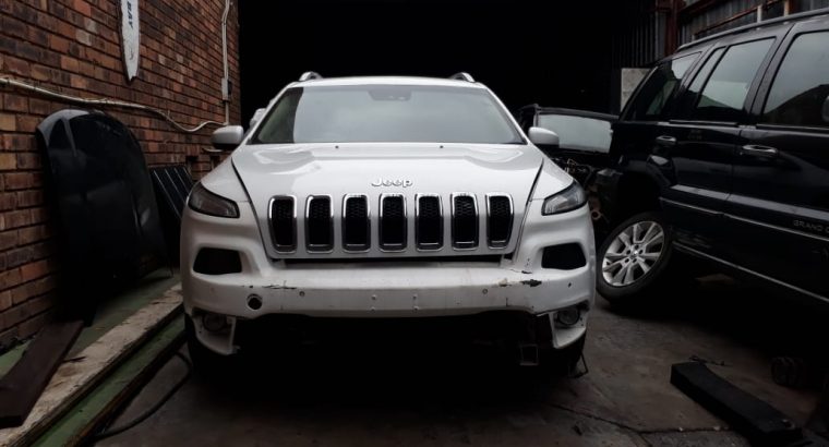Jeep Cherokee 3.2 KL 2013-21 stripping for used parts
