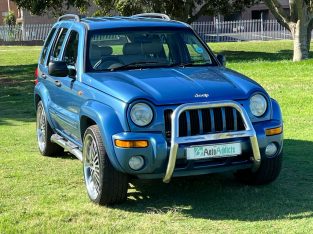 2004 JEEP CHEROKEE 3.7L LTD