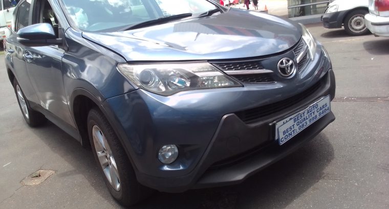 2014 Toyota RAV4 2.2 Engine Capacity with Manuel Transmission,