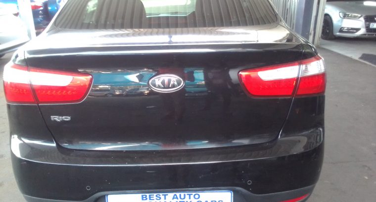 2012 Kia Rio 1.4 Engine Capacity Sedan with Automatic Transmissio
