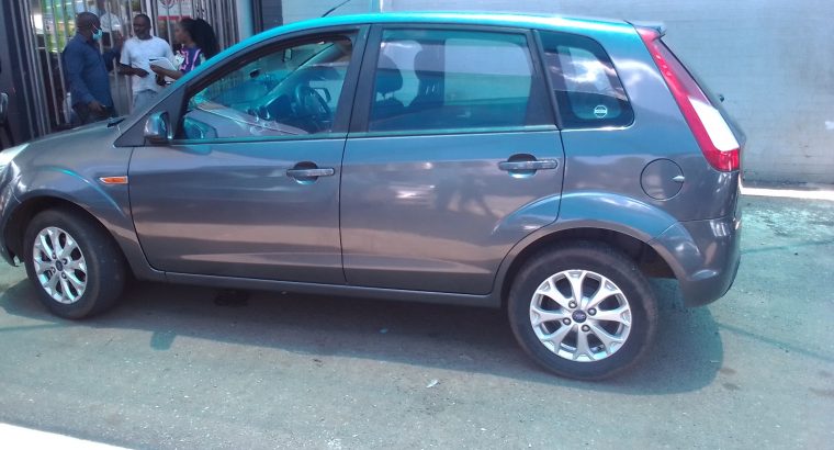 2015 Ford Figo 1.4 Engine Capacity with Manuel Transmission, Elec