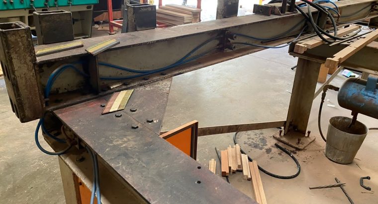 Adjustable Pneumatic Clamping Table