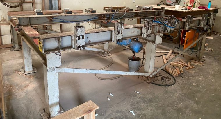 Adjustable Pneumatic Clamping Table