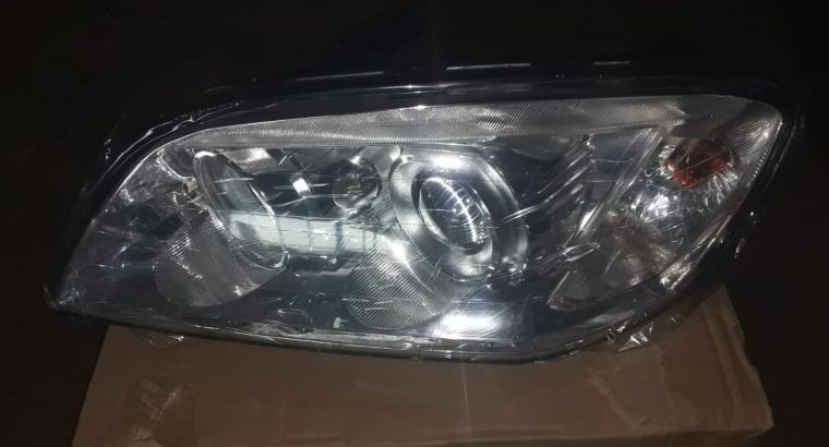 Chev Captiva headlight LF for sale