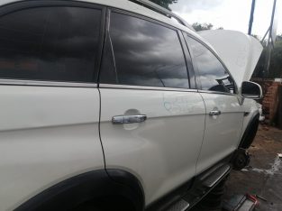 Chev Captiva 2012 Doors