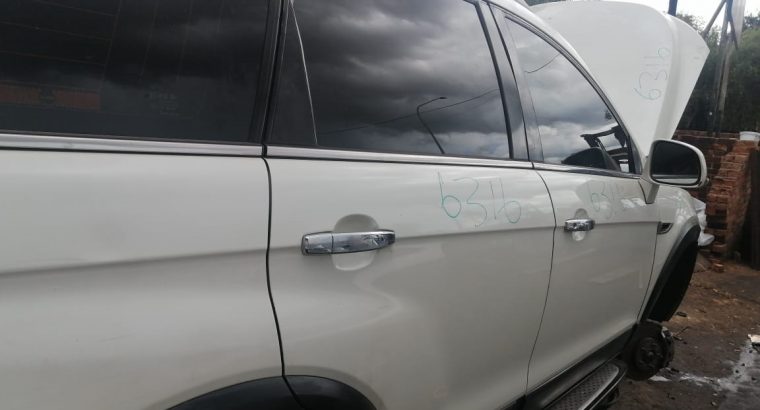 Chev Captiva 2012 Doors