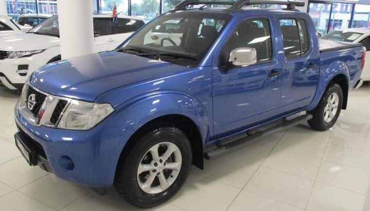 2014 Nissan Navara 2.5dCi Double Cab LE