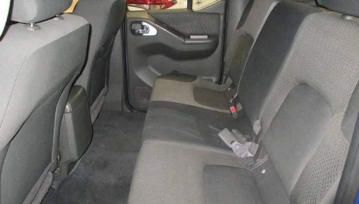 2014 Nissan Navara 2.5dCi Double Cab LE