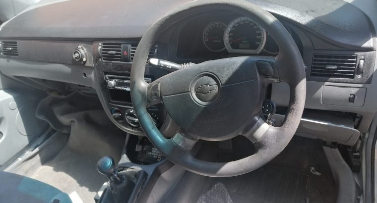 Chev Optra 1.6 2002 Stripping for used spares