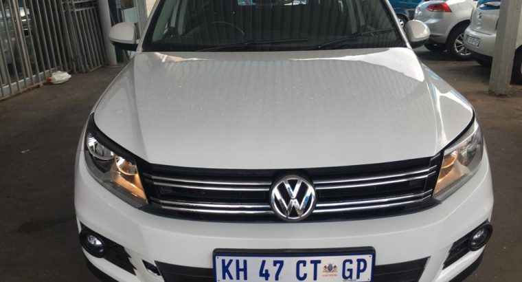 2015 VW Tiguan 2.0 Engine Capacity TDI with Manuel Transmission,