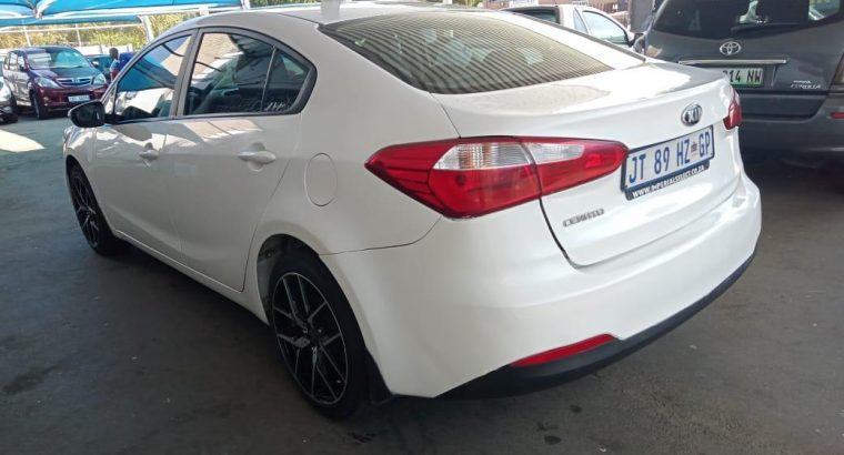2015 Kia Cerato 2.0 Engine Capacity with Manuel Transmission, Ele