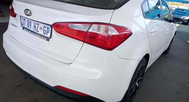 2015 Kia Cerato 2.0 Engine Capacity with Manuel Transmission, Ele