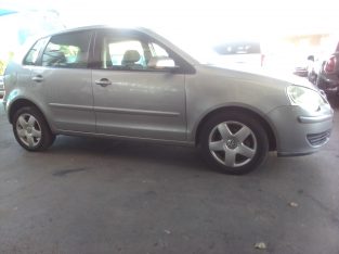 2009 VW Polo 1.6 Engine Capacity Bujwa with Manuel Transmission C