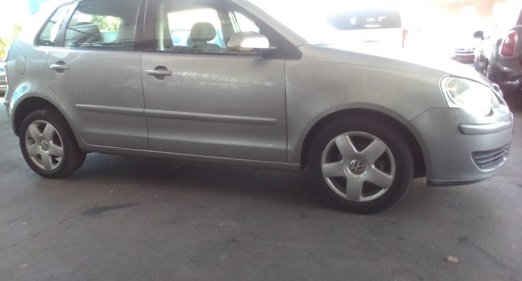 2009 VW Polo 1.6 Engine Capacity Bujwa with Manuel Transmission C