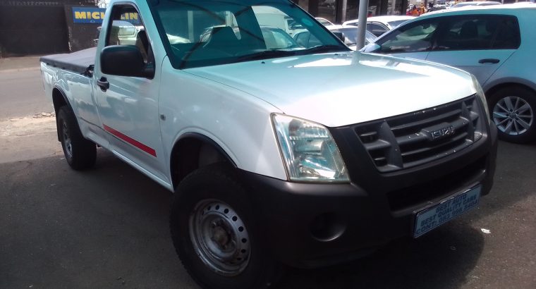 2012 Isuzu KB-250 2.5 Engine Capacity Long-Base with Manuel Trans