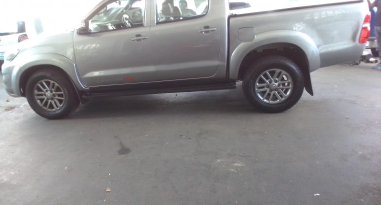 2016 Toyota Hilux 3.0 Engine Capacity 4X2 D4D Double Cab with Au