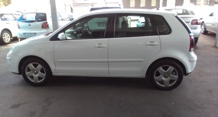 2009 VW Polo 1.6 Engine Capacity with Automatic Transmission, Buj