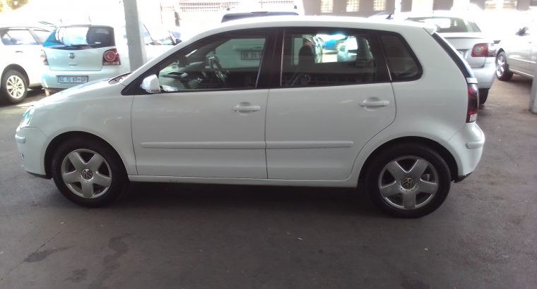 2009 VW Polo 1.6 Engine Capacity with Automatic Transmission, Buj