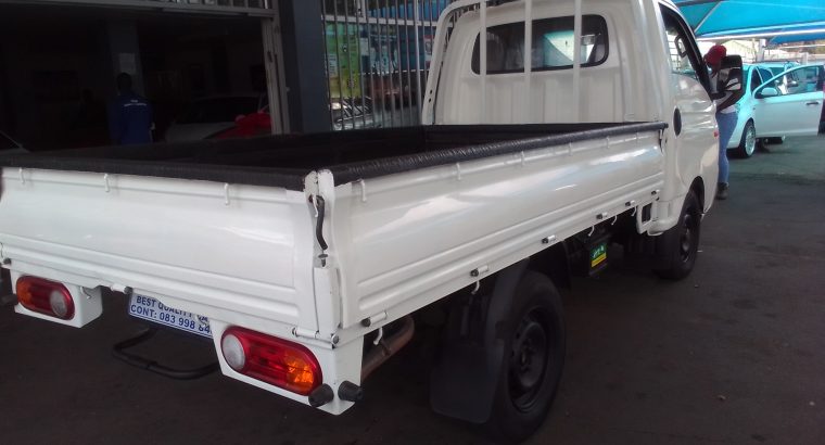2016 Hyundai H-100 2.6 Engine Capacity with Manuel Transmission,