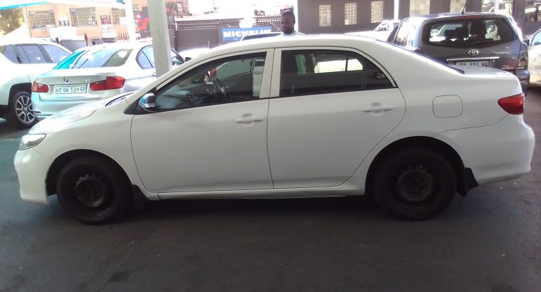 2013 Toyota Corolla 1.6 Engine Capacity Professional with Manuel