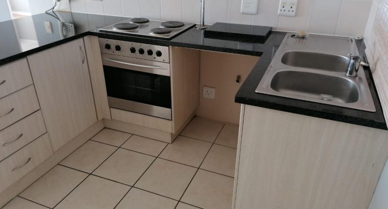 3 Bedroom Apartment / Flat to Rent in Uitzicht