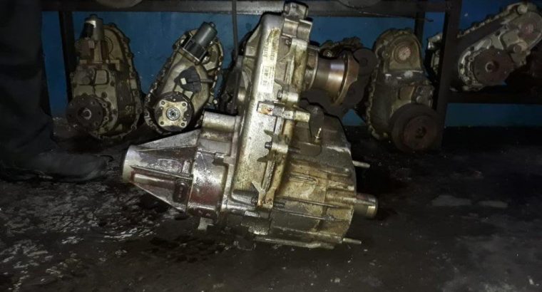 Jeep Grand Cherokee 2.7 WJ automatic transfer case for sale