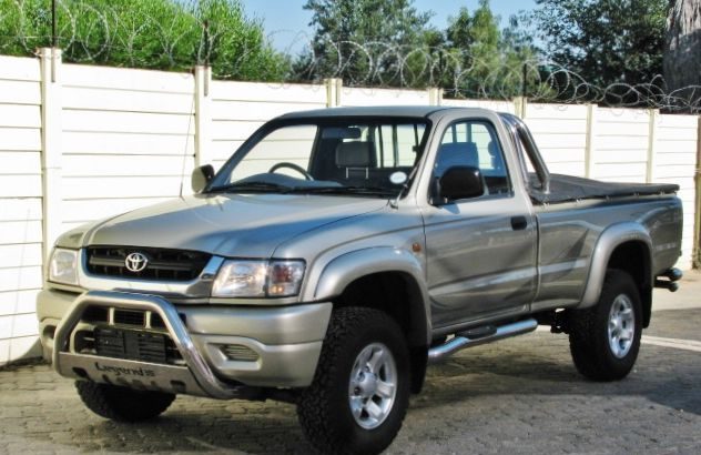 2004 Toyota Hilux 2700i Legend 35